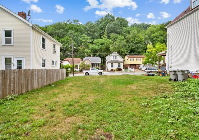 38th image of 910 Smithton Ave, Pittsburgh, PA 15212 | MLS# 1766028