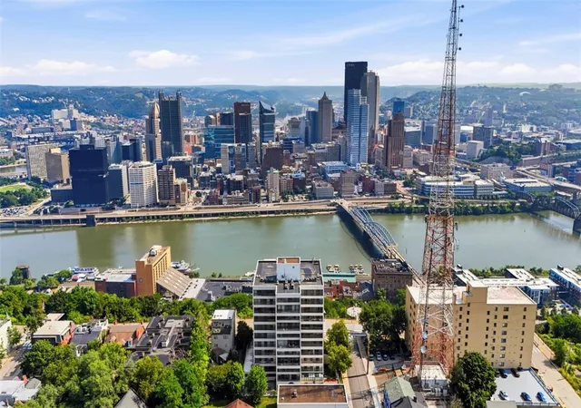 50th image of 111 Grandview Ave #703, Mt Washington, PA 15211 | MLS# 1766523