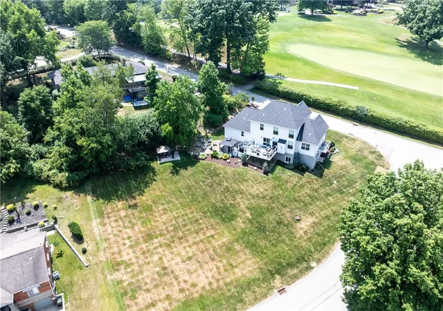 36th image of 4511 Country Club Dr, Whitehall, PA 15236 | MLS# 1766037