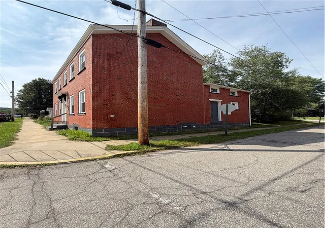 3rd image of 510 Main St, Harmony Boro, PA 16037 | MLS# 1766453
