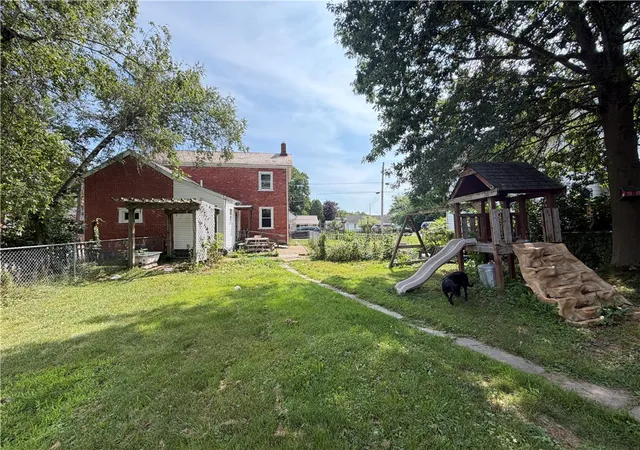 4th image of 510 Main St, Harmony Boro, PA 16037 | MLS# 1766453