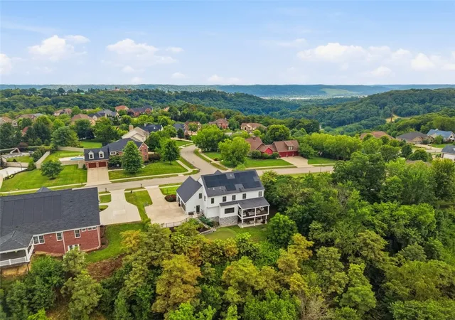 50th image of 2110 Johns Ridge Rd, Moon/crescent Twp, PA 15108 | MLS# 1766558