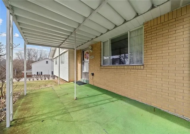 Photo 3 of Single family home for sale at 3818 Grant St, South Park, PA 15129 | MLS# 1766638 | Listing updated on 2026-07-25