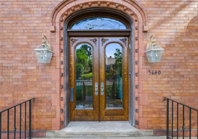 2nd image of 5640 Aylesboro Ave, Squirrel Hill, PA 15217 | MLS# 1766504