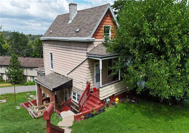 1st image of 366 Lecanto Ave, East Mc Keesport, PA 15035 | MLS# 1766656