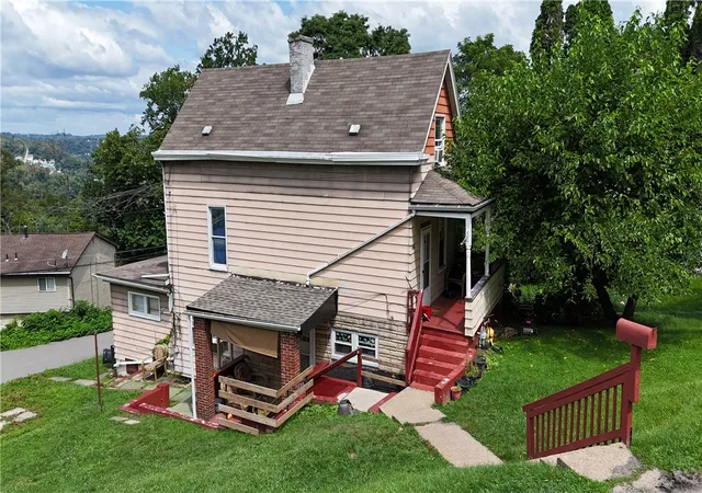 2nd image of 366 Lecanto Ave, East Mc Keesport, PA 15035 | MLS# 1766656