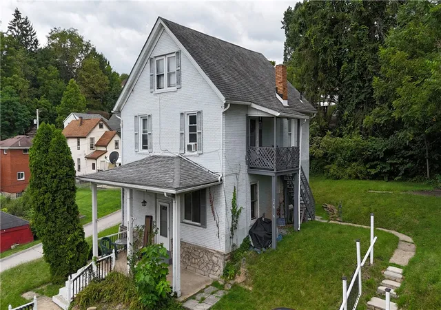 2nd image of 632 Joseph, East Mc Keesport, PA 15035 | MLS# 1766658