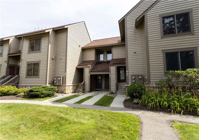 2nd image of W 9 Sunridge Dr, Seven Springs Resort, PA 15622 | MLS# 1766522