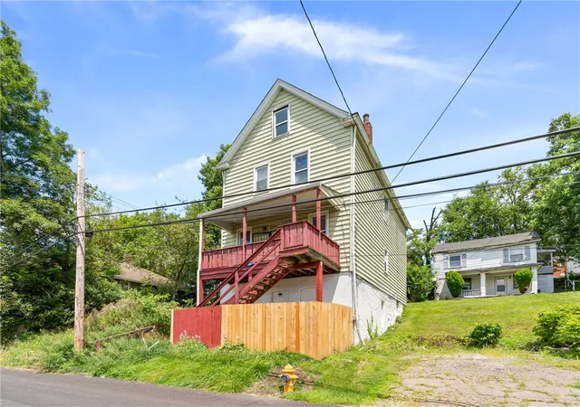 3rd image of 132 Fairview Ave, East Pittsburgh, PA 15112 | MLS# 1766029