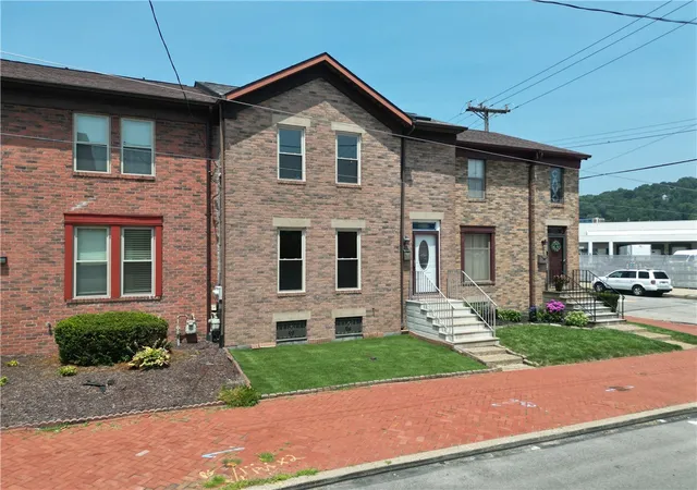49th image of 1004 Pennsylvania Ave, Manchester, PA 15233 | MLS# 1766343