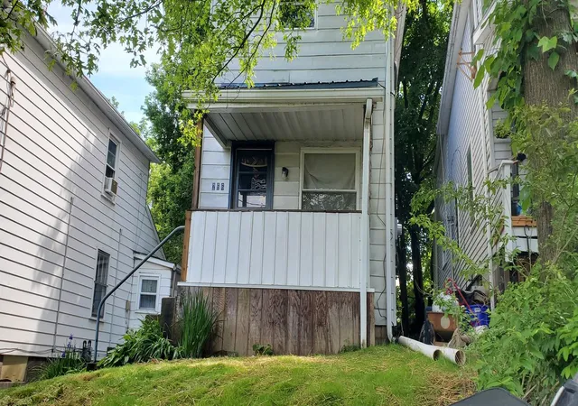 Photo 1 of Single family home for sale at 266 Cleveland St, Butler, PA 16001 | MLS# 1766726 | Listing updated on 2026-07-27