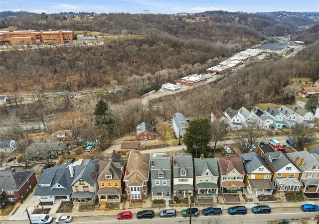 32nd image of 650 Southern Ave, Mt Washington, PA 15211 | MLS# 1766727