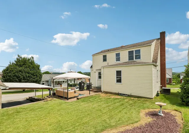 21st image of 201 S 6th St, Youngwood, PA 15697 | MLS# 1766734
