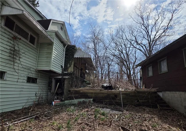 4th image of 23 Maple Ave #B, Jeannette, PA 15644 | MLS# 1766755