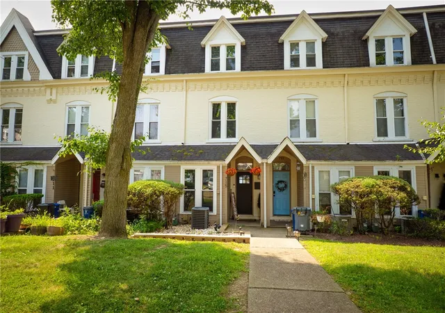 1st image of 715 Chautauqua Ct, Perry Hilltop, PA 15214 | MLS# 1766718
