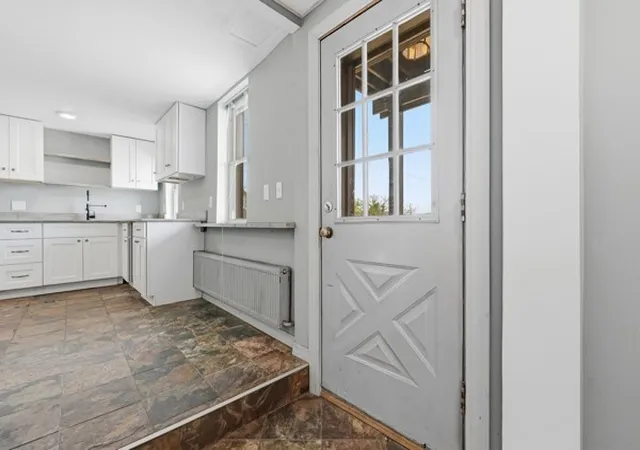 5th image of 1908 S 18Th St, Pittsburgh, PA 15203 | MLS# 1766759
