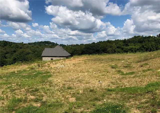 3rd image of 4010 Shenandoah Dr, Clairton, PA 15025 | MLS# 1766830