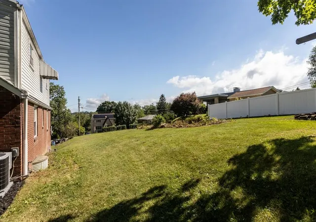 29th image of 1376 Peterson Dr, Jefferson Hills, PA 15025 | MLS# 1766842