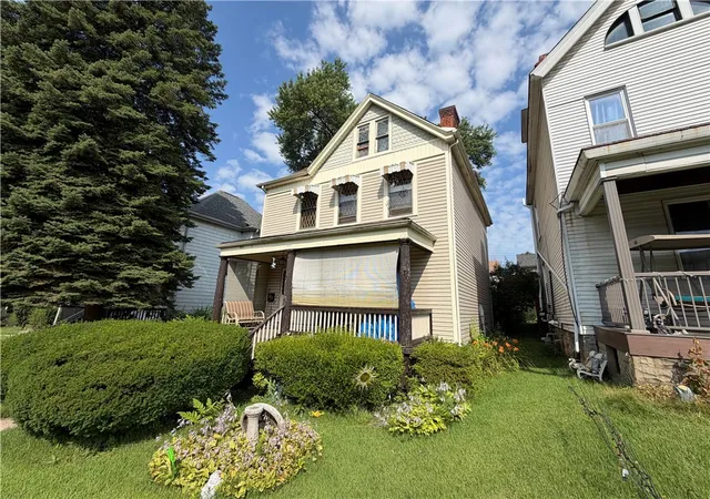 2nd image of 117 Cleveland Ave, Avalon, PA 15202 | MLS# 1766786