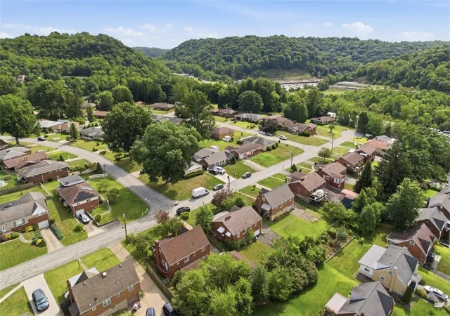 39th image of 125 White Oak Dr, White Oak, PA 15131 | MLS# 1766851
