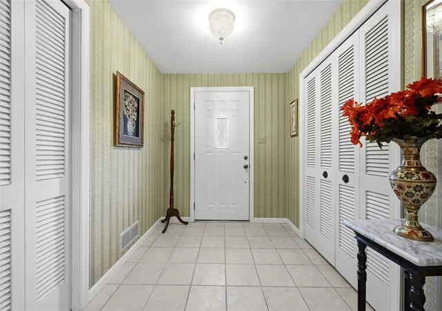 3rd image of 225 Princeton Dr, Aliquippa, PA 15001 | MLS# 1766893