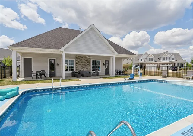 4th image of 209 Muirfield Court, Center Twp, PA 16001 | MLS# 1766931