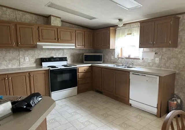 2nd image of 218 Nazarene Lane, Franklin Twp, PA 16001 | MLS# 1766938