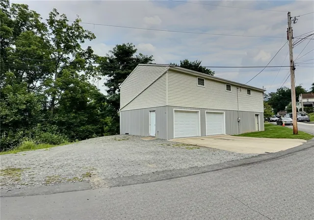 1st image of 437 E Prospect Ave, City Of Washington, PA 15301 | MLS# 1766886