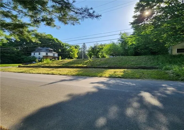 1st image of 702 Court St, New Castle, PA 16101 | MLS# 1766945