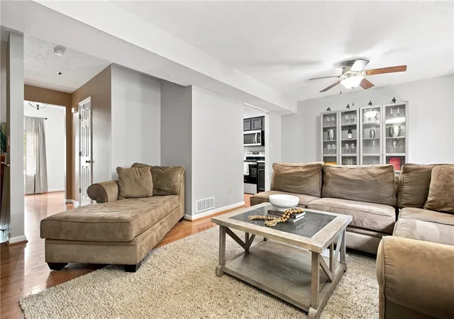 4th image of 1343 Meadowbrook Dr, North Strabane, PA 15317 | MLS# 1766484