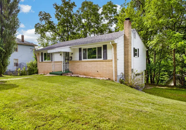 3rd image of 746 Semple Ave, Avalon, PA 15202 | MLS# 1766951