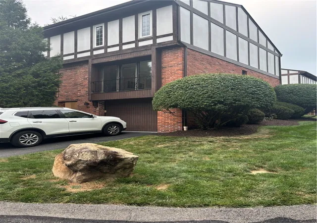 1st image of 227 Queensberry Ct, Ross Twp, PA 15237 | MLS# 1766958