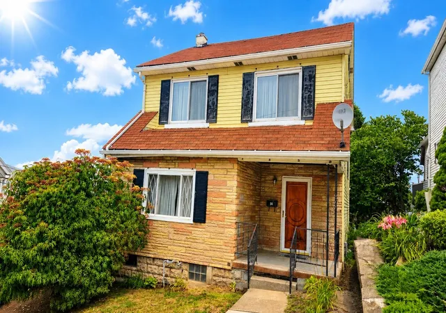 1st image of 124 Holmes Street, Vandergrift, PA 15690 | MLS# 1766977