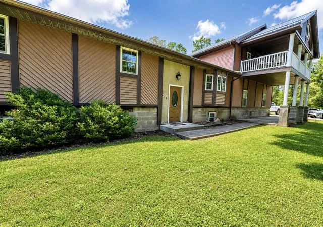 1st image of 28 Dutch Glory Road Road, West Bethlehem, PA 15311 | MLS# 1766989