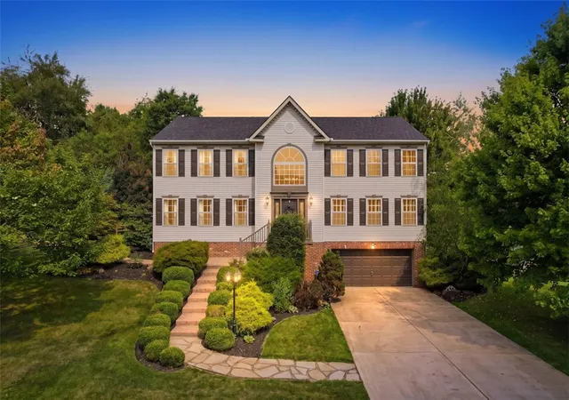 1st image of 230 Dogwood Cir, Economy, PA 15005 | MLS# 1766863