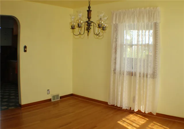 4th image of 710 Center Ave, N Charleroi, PA 15022 | MLS# 1767038
