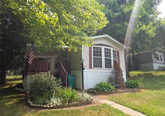 Photo 1 of Manufactured home for sale at 214 Baxter Ln, Center Twp, PA 16001 | MLS# 1767035 | Listing updated on 2026-08-31