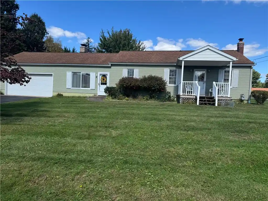 Photo 1 of Single family home for sale at 427 Ridgelawn Ave, Neshannock Twp, PA 16105 | MLS# 1767004 | Listing updated on 2026-10-28