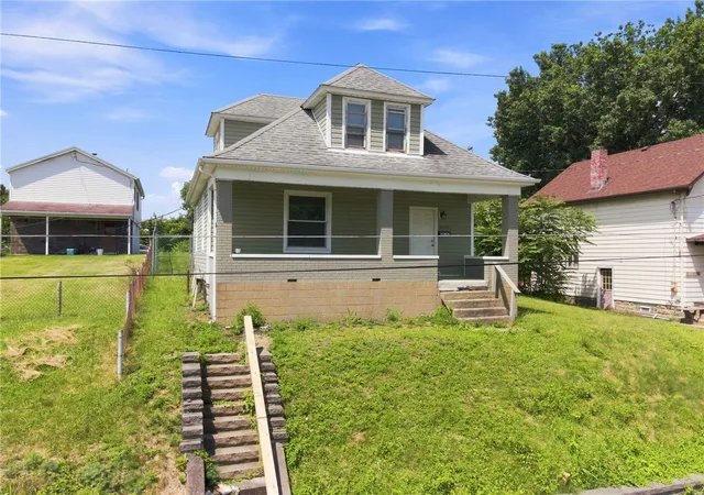 2nd image of 1829 Rebecca St, New Kensington, PA 15068 | MLS# 1766900