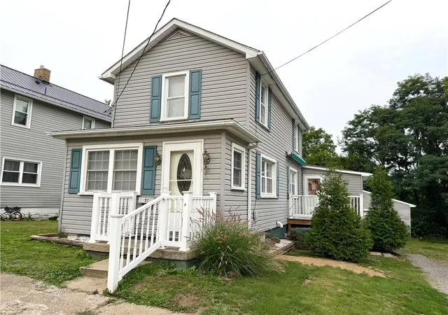 3rd image of 59 High St, Union Twp, PA 16101 | MLS# 1767075