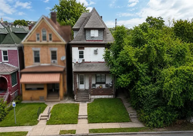 1st image of 615 Sunnyside Ave, East Mc Keesport, PA 15112 | MLS# 1767099