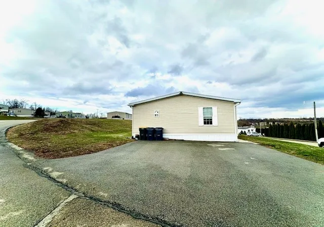 Photo 3 of Manufactured home for sale at 203 Knight Dr, Rostraver Township, PA 15012 | MLS# 1767042 | Listing updated on 2026-07-28