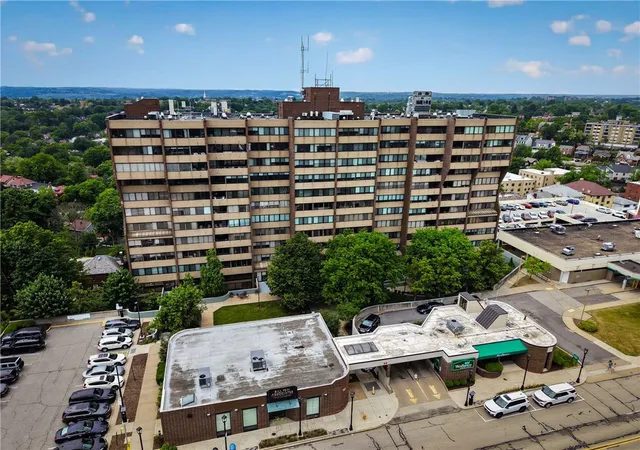 5th image of 750 Washington Rd, Mt Lebanon, PA 15228 | MLS# 1766856