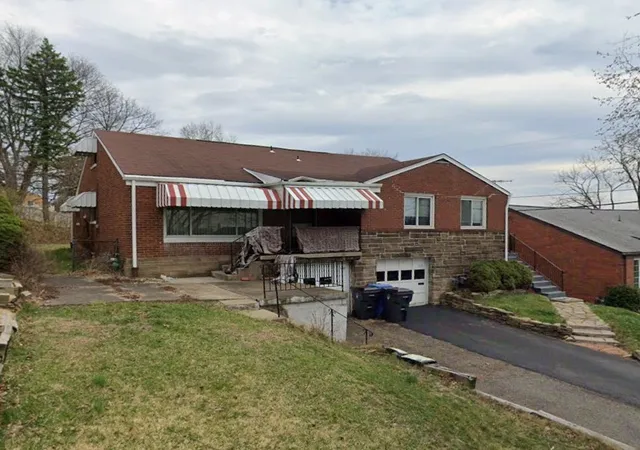 1st image of 1833 Greentree Rd, Scott Twp, PA 15220 | MLS# 1766827