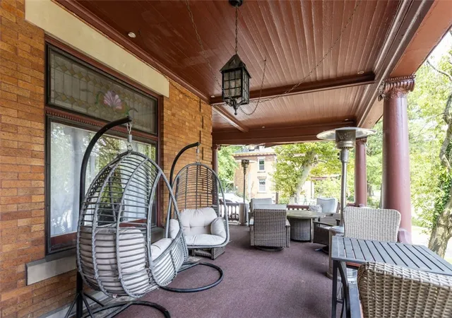 3rd image of 519 E Beau St, E Washington Boro, PA 15301 | MLS# 1767057