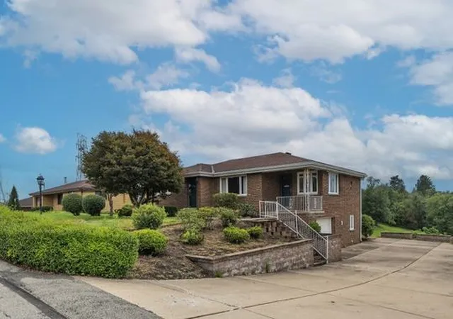 3rd image of 107 Greenridge Dr, Carroll Twp, PA 15063 | MLS# 1767091