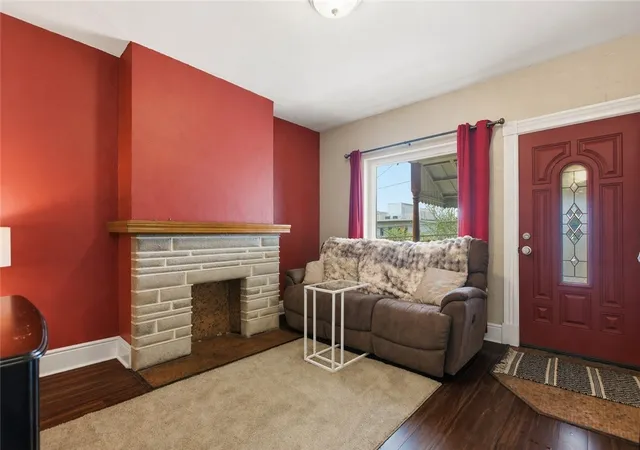 4th image of 5276 Holmes St, Lawrenceville, PA 15201 | MLS# 1767212