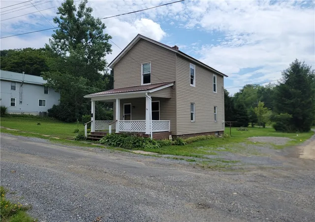 2nd image of 104 Zeitler Ave, Punxsutawney Area School District, PA 15767 | MLS# 1767216