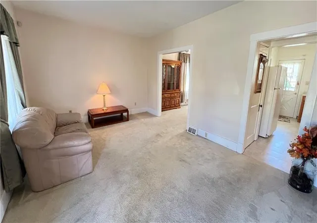 Photo 4 of Single family home for sale at 421 Argonne Dr, New Kensington, PA 15068 | MLS# 1767246 | Listing updated on 2026-08-04
