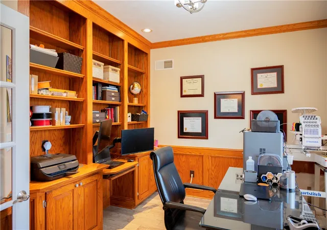 5th image of 2 Presidential Ln, Adams Twp, PA 16059 | MLS# 1767063